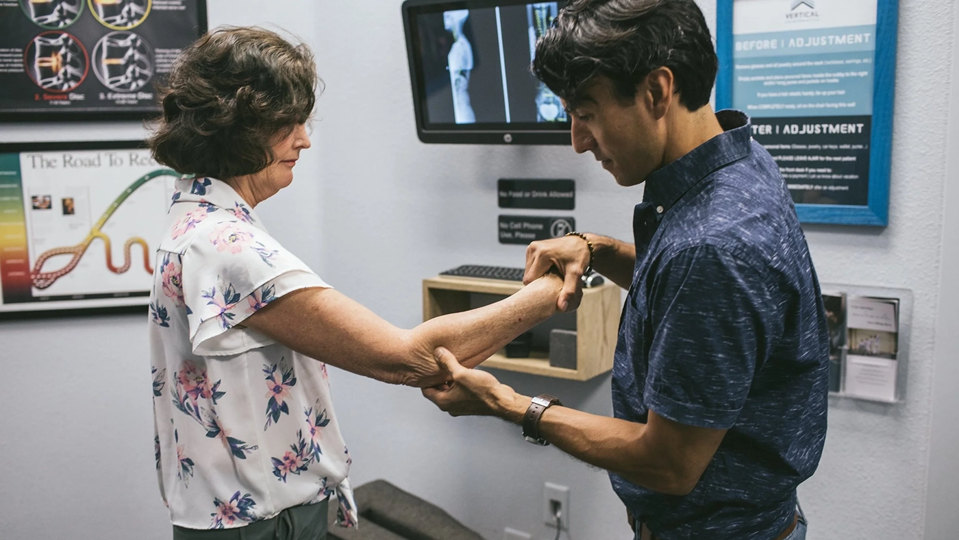 Understanding Tennis Elbow vs. Golfer's Elbow - sports injuries