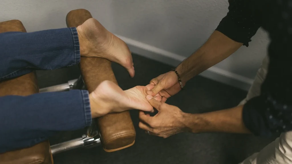 Hammer Toe vs. Turf Toe: What Sarasota Patients Need to Know